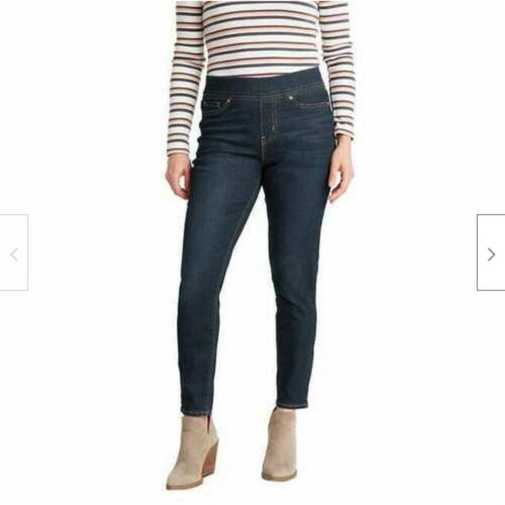 Levi's Signature Gold Ladies' Pull-On Skinny Jeans (Blue, 14M W32 L32)